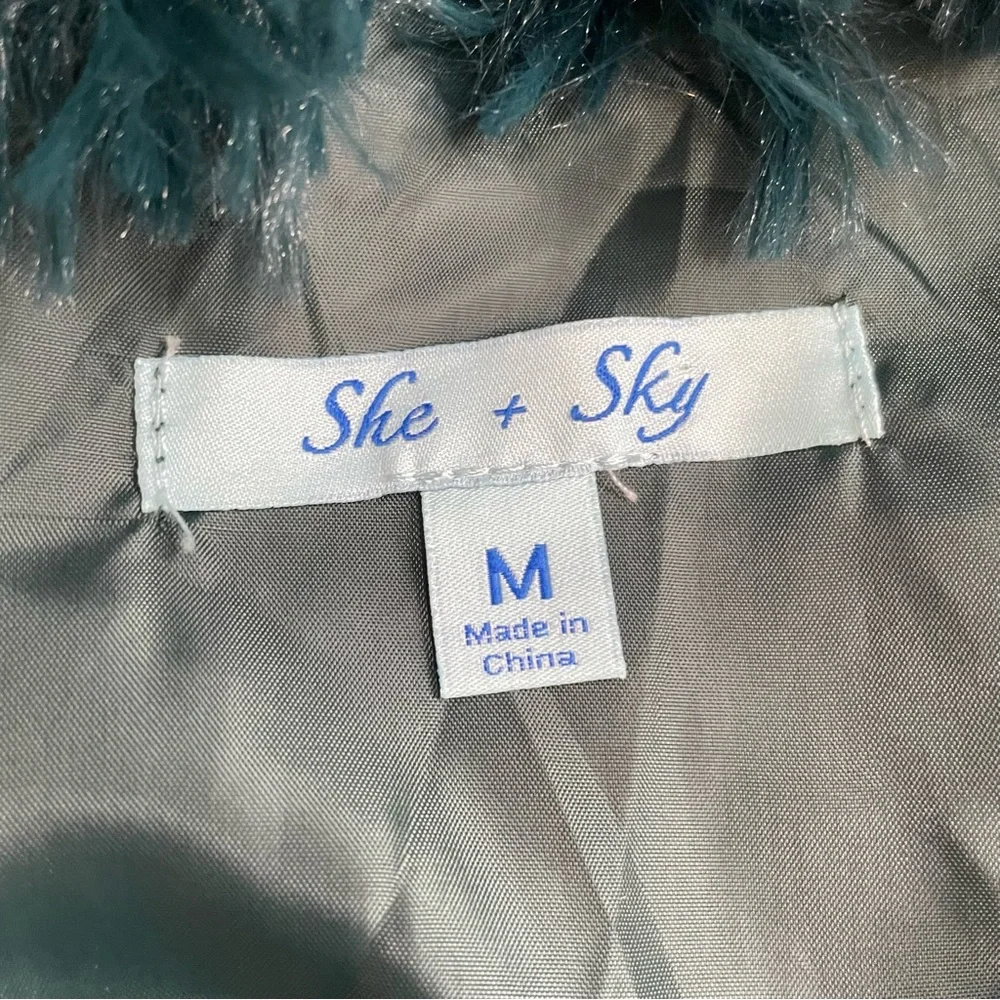 She + Sky Teal Faux Fur Fluffy Layered Jacket Size Medium NWOT